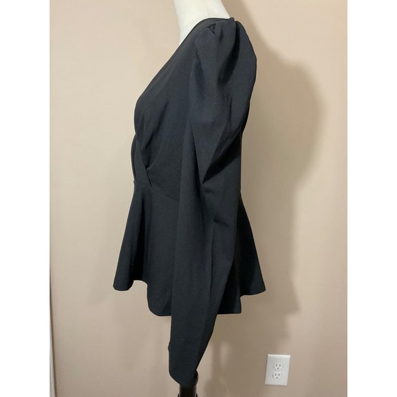 Women's Greathe Black Wrap Top Size: Large - Picture 4 of 12